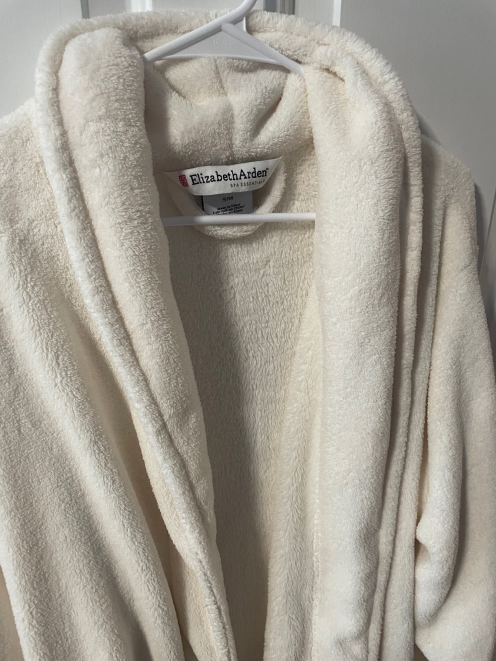 Elizabeth Arden Plush Cream Spa Robe with Shawl Collar